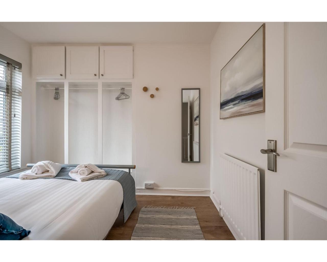Central Belfast Apartments Belfast Work-Rest-Play R&R Bilik gambar